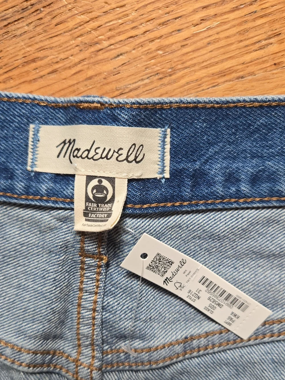 BN Madewell relaxed denim shorts, Kelton wash raw-hem edition